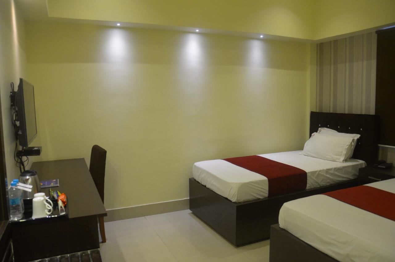 Hotel Pritika Durgapur  Ngoại thất bức ảnh