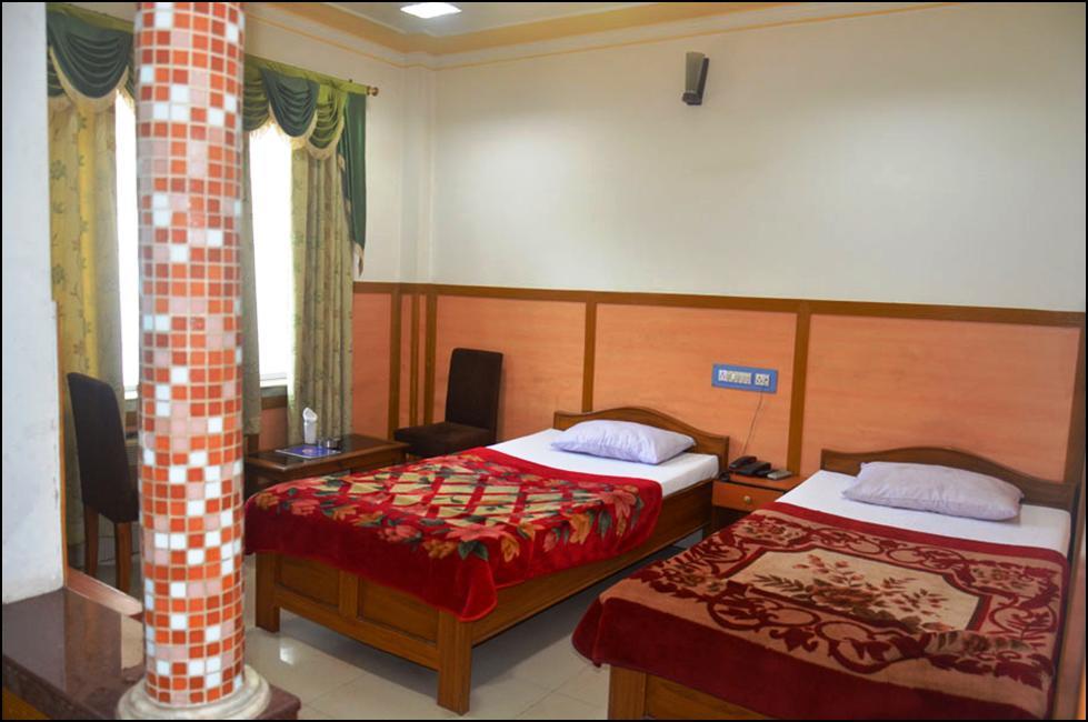 Hotel Pritika Durgapur  Ngoại thất bức ảnh